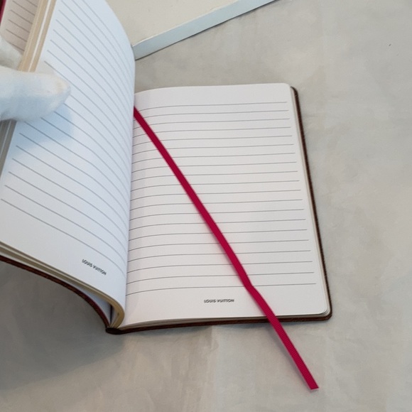 LOUIS Vuitton Clemence Notebook "Ski Slopes" - Picture 10 of 13
